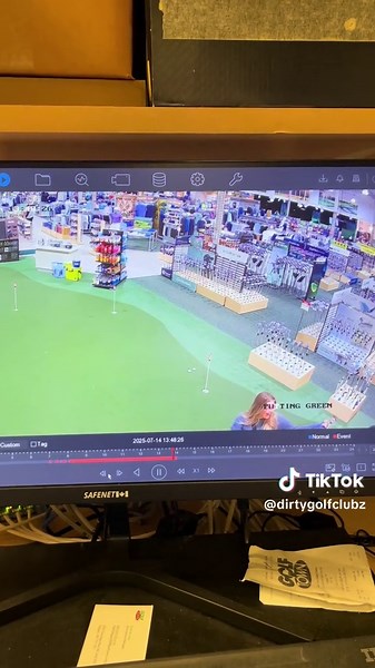 Me: testing 100 putters, still 3-putting everything 😵‍💫 Her: picks one up, drains a 35-footer first try and laughs at me 💀 Why do I even try? #DirtyGolfClub #SheCanPutt #GolfTok #3PuttKing #GolfCouple #PuttingClinic