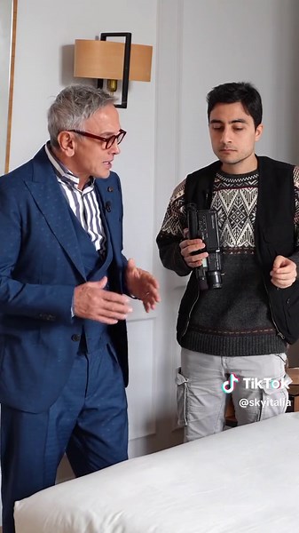 Verso l’infinitopper e oltre 🪐 #4Hotel #SkyCameraGuy #show #brunobarbieri
