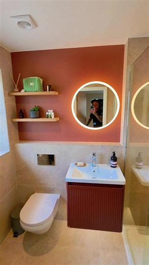 Bathroom Renovation Ideas: Modern Walk-In Shower & Floating Vanity