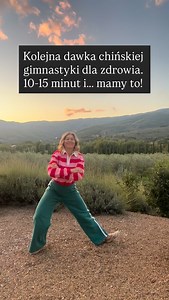 Halllo, pobudka! Daj się namówić na 15 minut energii i zdrowia! I napisz - proszę - jak było 🤍 • chińska gimnastyka | beatasadowska.com