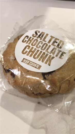 Vancouver's best stuffed cookies🍪 delivered to your door✅ | YVR Cookie