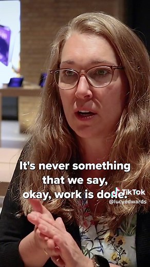 The woman on a mission to change tech for disabled people forever - Sarah Herrlinger - Head of accessibility at @apple 10 years ago I lost all of my eyesight. At only 17 I went from feeling like a normal teenager to a teenager with a disability. The one thing back then that lit up my blind world again was my iPhone. I could read my friends’ text messages before my eye operation and then after the operation when the surgeons couldn't save my eyesight, because of my Apple screen reader named Voice