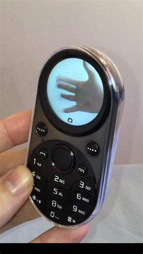 4.7M views · 26K reactions | Cell Phone with Circular Display #cellphone #tech #unique | ToonDesk | Facebook