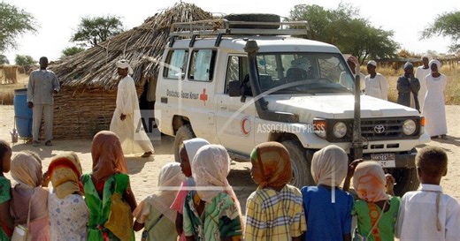Sudan: Thousands flee, more remain trapped in RSF attack on Darfur camp | Africanews