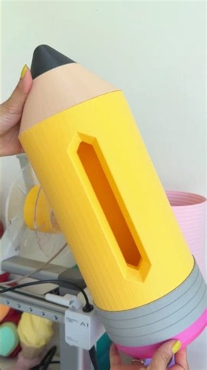 3D Printed Giant Pencil Tissue Holer 😄🧻✏️ #3dprinting #3dprinted #bambulaba1