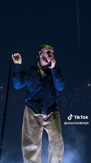 Teenage Fever: Drake Live in Manchester