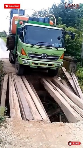 Driver's Decision Ends Badly #shorts #youtubeshorts #viral