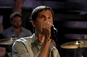 Reunited Quicksand Perform ‘Omission’ and ‘Fazer’ on ‘Fallon’