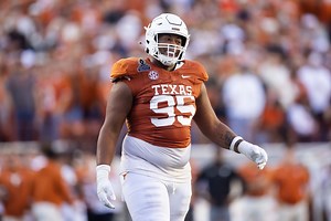 Top 3 Texas defensive players to watch out for in 2025 Cotton Bowl ft. Alfred Collins