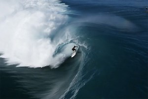 Incredible Aerial Footage of Surfers in Teahupo'o