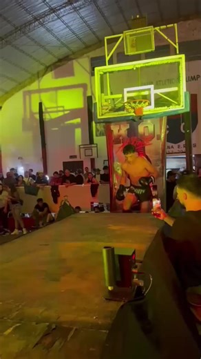 Kickboxing Femenino: Movimientos y Entrenamiento