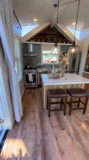 Tiny house tour for your review! Tag your grandkids and make their parents buy you this! | Tiny House Inspiration