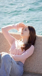 8.8M views · 370K reactions | Di balik setiap senyuman yang natural, ada momen kecil yang aku abadikan tanpa disadari | Maydi Pvgrapher | Facebook