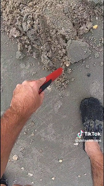 Beach Metal Detecting: Uncovering Hidden Treasures