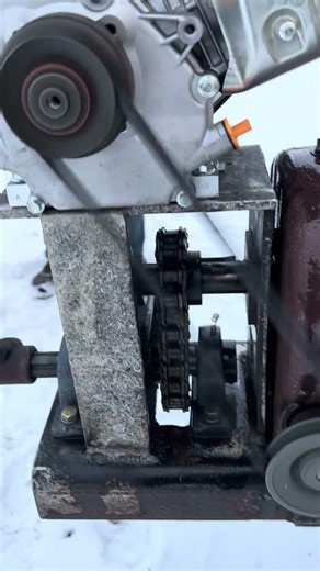 My portable power unit ￼for trouble shooting, adjusting hay balers big or small. Plunger froze IH46