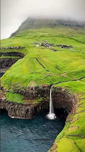 Waterfalls That Look Too Unreal to Be Real😳