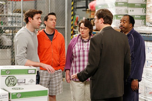 'The Office': How Hilary Swank Reacted to Characters Debating Her Looks