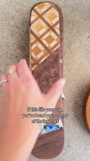 If cozy quilts and creative friends fill your cup, you’re in the right place. Comment LINK for my free Gingerbread Man pattern pillow. | Quilters Candy