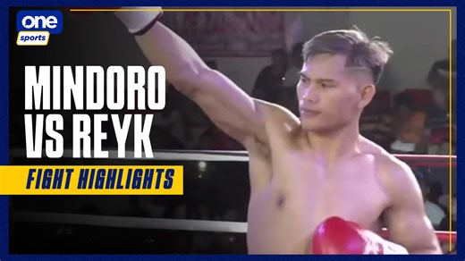 QUICK ON THE TRIGGER 🔥 Undefeated prospect Weljon Mindoro makes short work of Indonesian foe Wellem Reyk, scoring a second-round knockout to improve his record to 16-0-1. Watch all the action LIVE on the Pilipinas Live app, with catch-up airing also available on One Sports and One Sports ! #MindoroReyk #ElPuñoZamboangueño | One Sports
