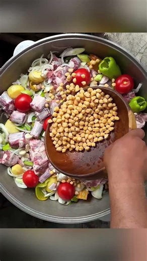 Outdoor Cooking in Nature – Rustic Food Experience 🌿🔥