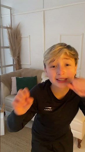 Nome de meninos ou meninas sem a letra A ?