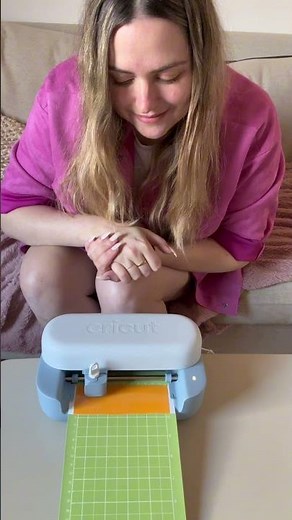 How to make your own nail decals in ten minutes with your Cricut machine