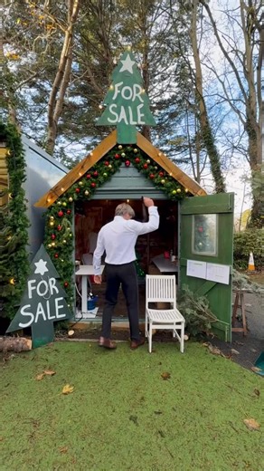 FJB Hotels | Harbour Heights | Haven | Sandbanks on Instagram: "POV: You're the Prime Minister of FJB Hotels 💼✨ (and yes, we take our job this seriously) FYI, you just found out where to get the perfect Christmas trees in Dorest AND mulled wine in one stop 🎄🍷 Dorset-grown beauties available now at Harbour Heights car park - dance moves optional but highly encouraged ✨ #LoveActually #VisitDorset"