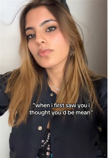 Floss Dance Routine: How Many Can You Count?