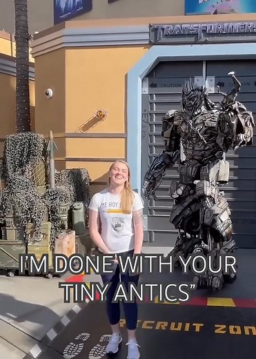 Little hand 🤣🤣🤣 #Megatro #transformers #megatron #fun | Hountra
