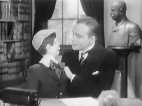 Charlie McCarthy & Edgar Bergen in 'Nut Guilty' (1936)