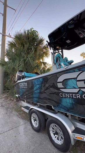 Explore the Latest Center Consoles at Stuart Boat Show!