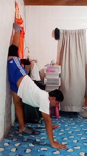 Flexibility Challenge: Mastering the Splits