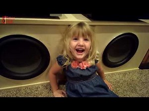 The Best Reactions to Bass Ever || Bass Boosted Memes 6