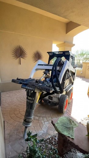 The rest of the demolition. #leonardandson #walle #wallebobcat #bobcat #onetoughanimal #bobcats70 #bobcate20 #s70 #e20 #demolition #grading #hardscape #landscape #concrete #pavers #remodel #renovate #palmsprings #coachella #coachellavalley