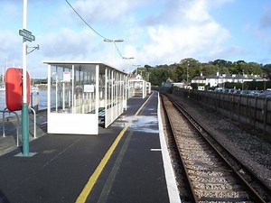 Lymington Pier railway station - Alchetron, the free social encyclopedia