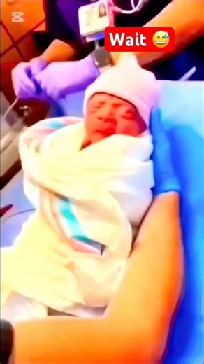 जूता पहनने लगा और पैर ही गायब हो गया 😂 #funny #comedy #shayar_swaroop_comedian #trending #fun