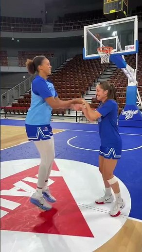 🫶🏀 Teammate goal en pleine démonstration d’esprit d’équipe et de solidarité sur le terrain