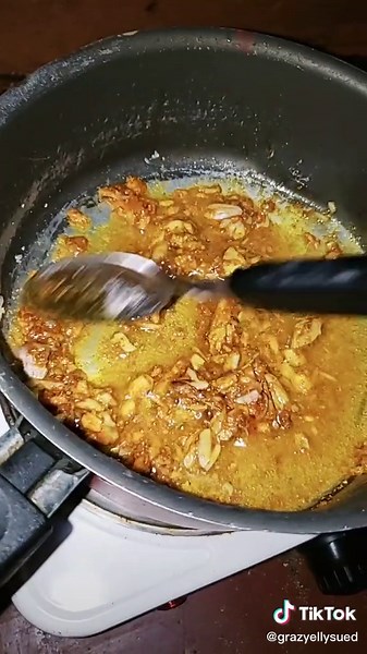 Delicious Stew Recipe: Simmering Pot Creation