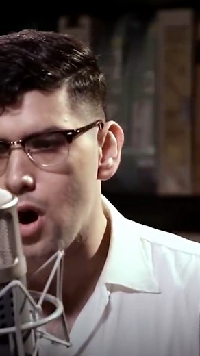 Throwin it back to one of our favorite live sessions at Paste. We love to see all the creations you guys have been making with this audio ❤️ #livemusic | Durand Jones & The Indications