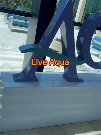 Live Aqua Beach Resort Cancun is an adults-only, wellness-forward, food-focused resort designed for travelers who want to slow down, unplug, and actually relax. From the moment you arrive, Live Aqua feels different. The resort is built around a sensorial experience, with signature scents throughout the property, tranquil design, and a noticeably calm atmosphere. It’s not loud, it’s not chaotic, and it’s not trying to entertain you every minute of the day — and that’s exactly the point. The beach