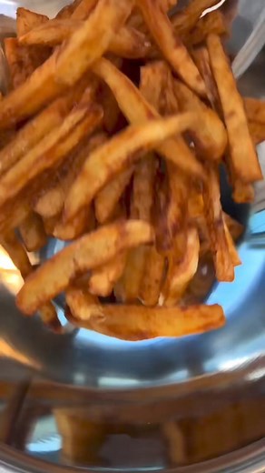 13K views · 109 reactions | Fries over guys - especially these extra crispy fries!  #fries #crispy #easyrecipes #tiffycooks | Tiffy Cooks | Facebook