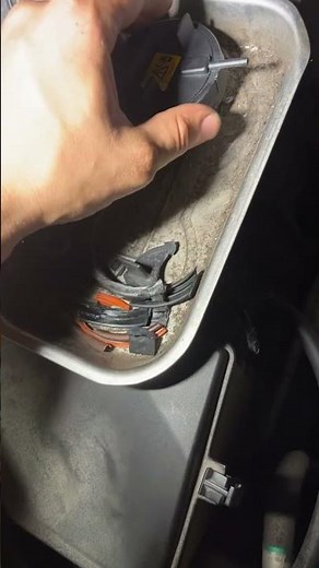 N52 BMW Crankcase Vent Valve replacement