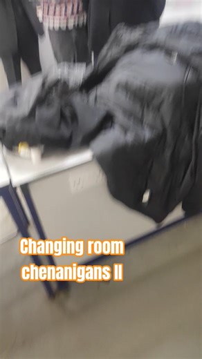 changing room chenanigans II - Electric boogaloo