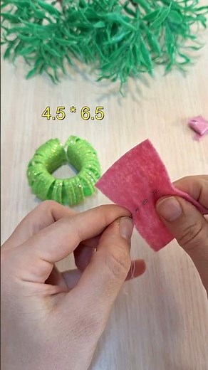 DIY Christmas Ornament ✨ | Glitter Foam & Felt Craft