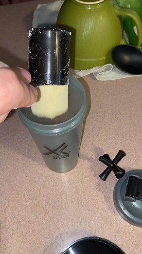 Levels Protein Review - #protein #cookinwithq #qreviews #proteinshake #lifting