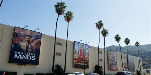 Warner Reopens Talks With Paramount After Sweetened Offer