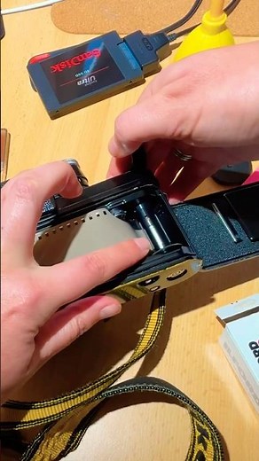 Loading Film into Nikon F2 #analogphotography #nikonf2 #filmphotography