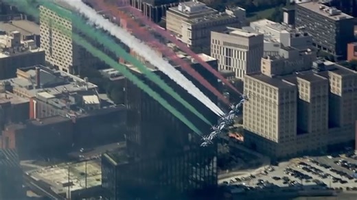 Italian Air Force jets conduct colorful flyover of Philadelphia