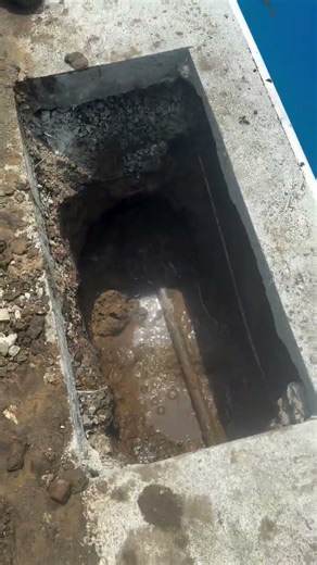 Huge Return Line Leak #leakdetection #pool #swimmingpool