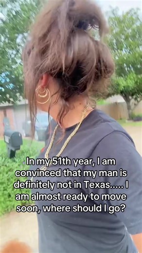 Single woman USA #dating #singlelady #lonely